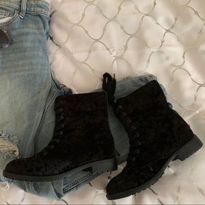 Justfab Layney Black Crushed Velvet Combat Boot 7